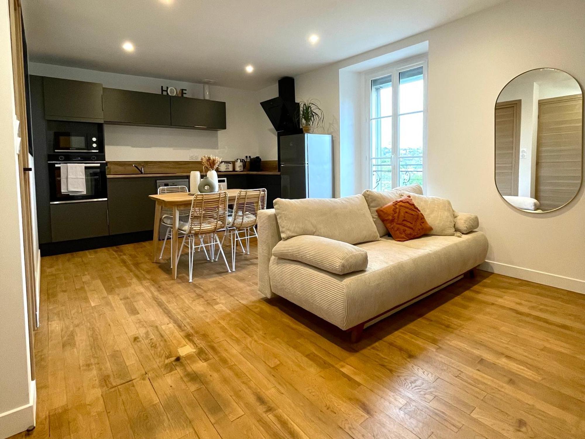 Appartement Calme Et Cosy Proche Centre Vue Chateau วิเทร ภายนอก รูปภาพ